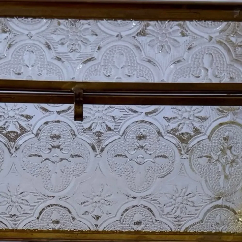 Vintage Brass Glass Box Mirror Floral Textured Side Footed Chain Latch 7 x 6 x 4